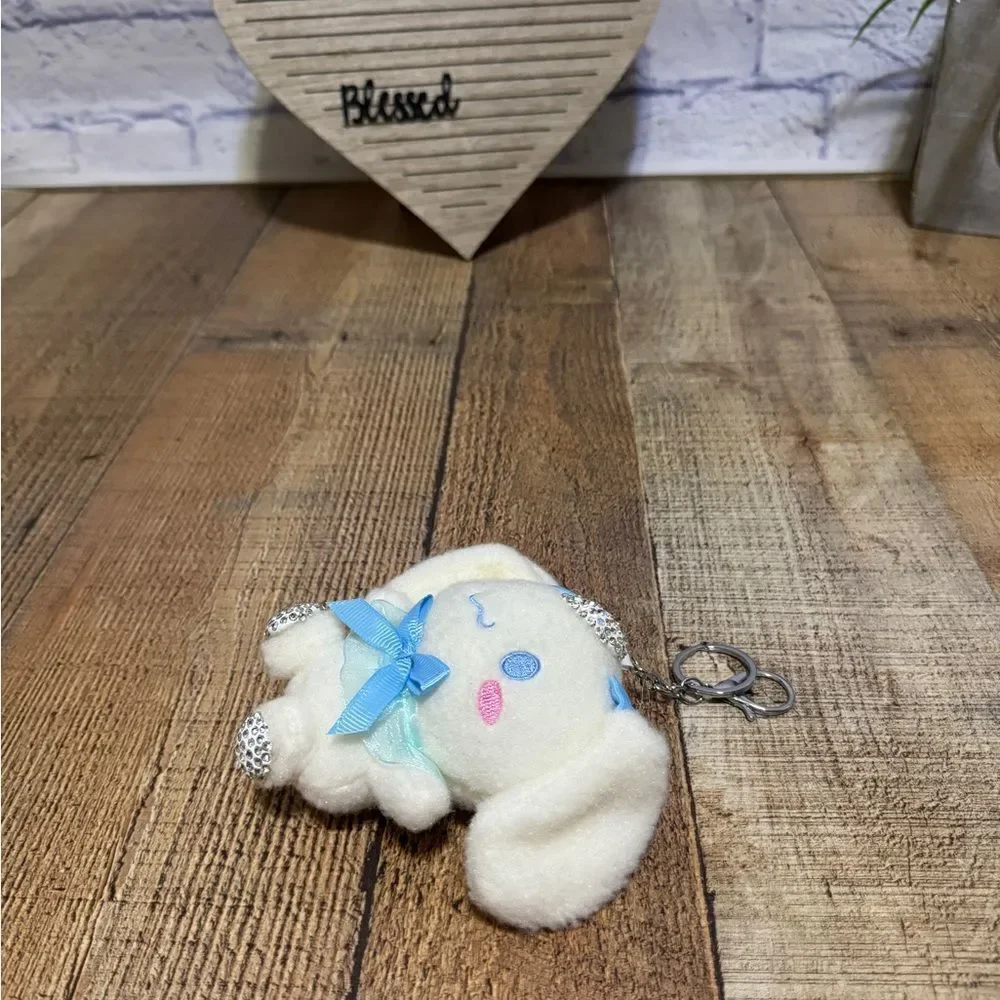 Cinnamoroll key chain Plush doll  new no tags